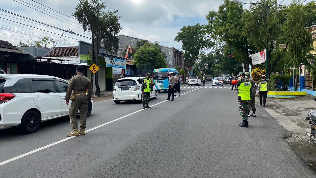 Gencarkan Ops Yustisi, Tim Gabungan Gakkum Kabupaten Tulungagung Jaring 3 Pelanggar Prokes