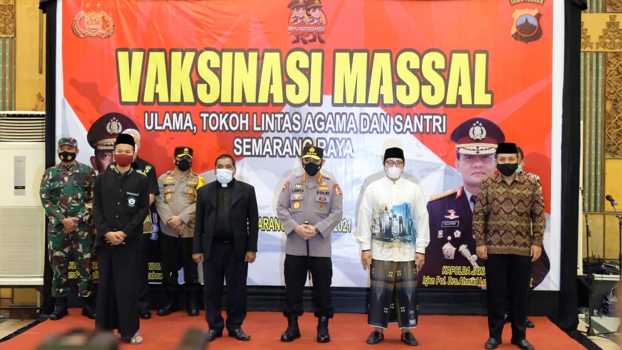 Curhat Warga ke Kapolri Setelah Divaksin, Kami Senang dan Atusias Setelah Menunggu Setahun