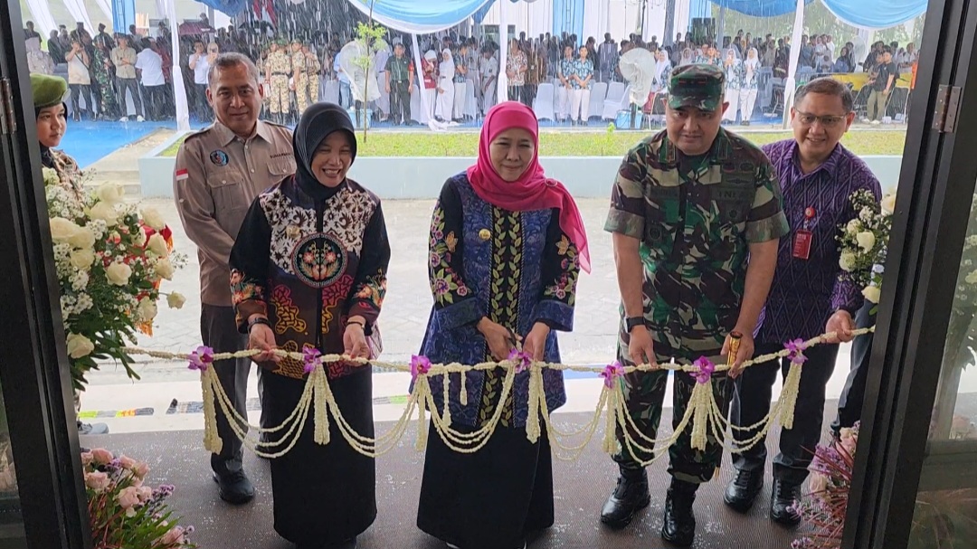 Gubernur Khofifah Resmikan Revitalisasi 52 Sekolah di Bojonegoro-Tuban