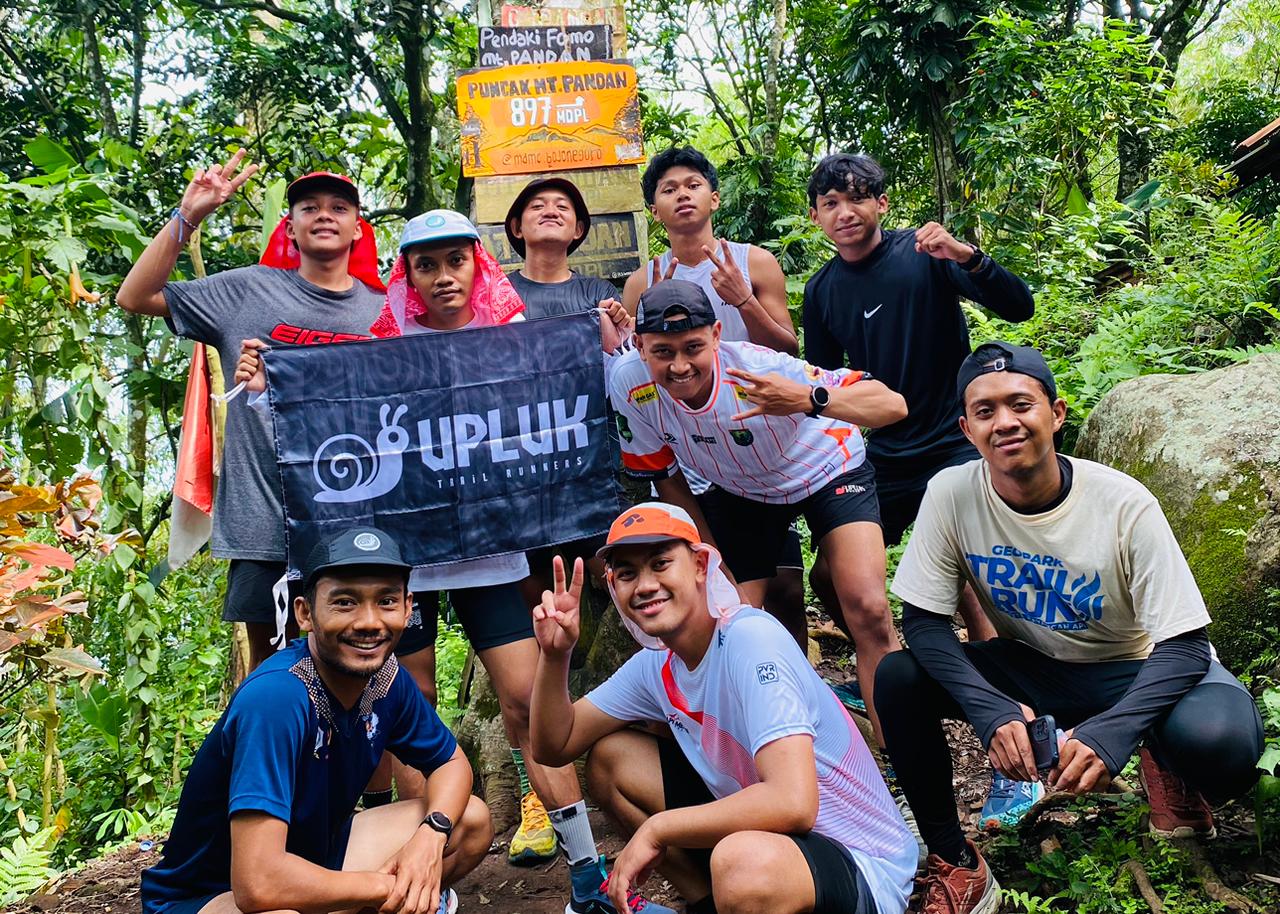 Serunya Trail Run Lintas Jalur Gunung Pandan