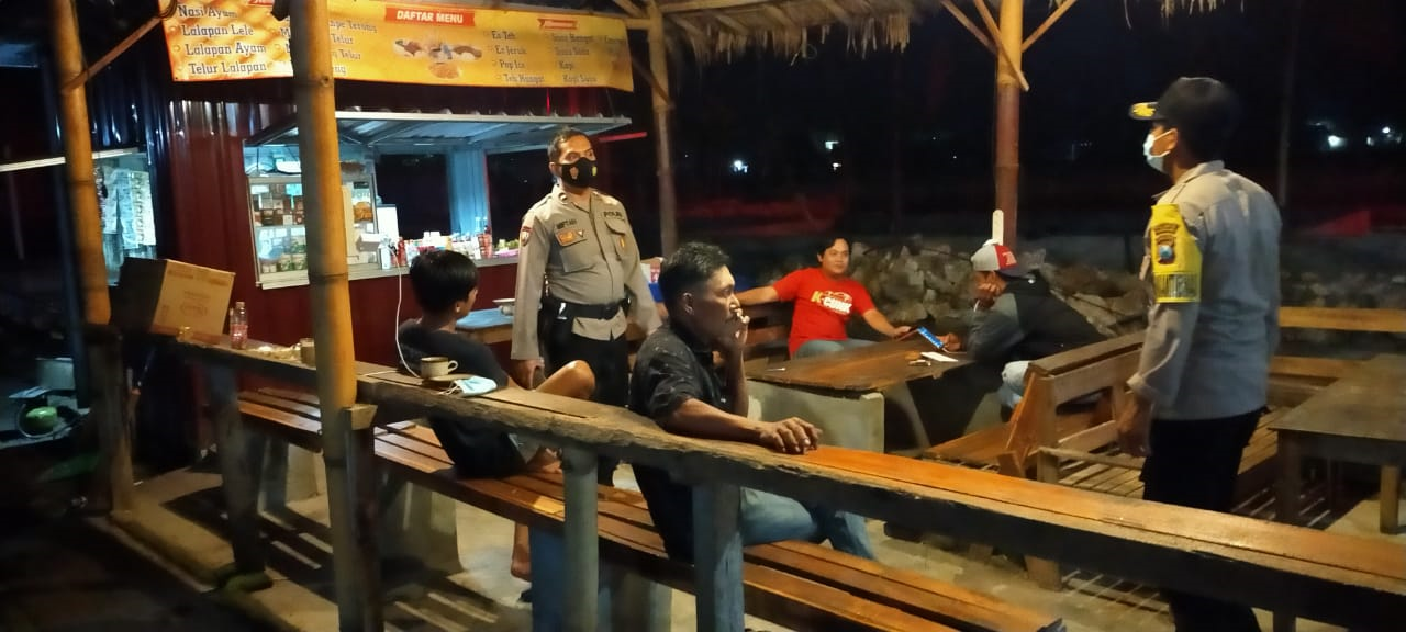 Polsek Bandung Operasi Yustisi Prokes Covid-19 Di Warung Kopi, 4 Orang Pengujung Terjaring