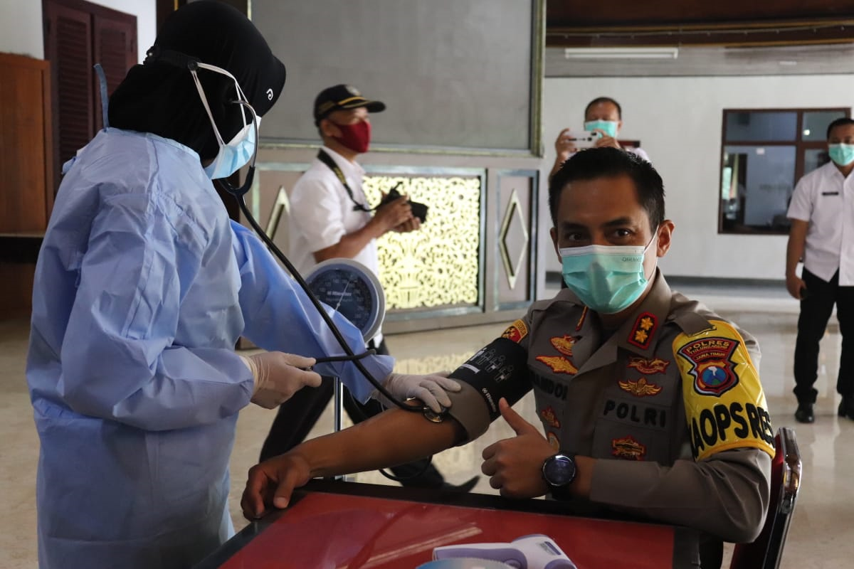 Kapolres Tulungagung Bersama Forkopimda dan Tokoh Masyarakat Ikuti Screening Jelang Vaksinasi Covid-