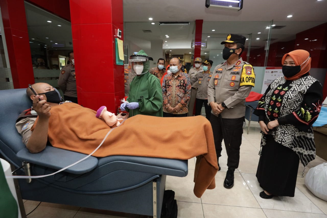 Aksi kemanusiaan, Kapolda Jatim Lakukan Pengecekan Anggota Yang Donor Plasma Konvalesen