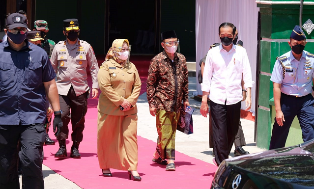 Forkopimda Jatim Dampingi Presiden Cek Vaksinasi di Ponorogo 