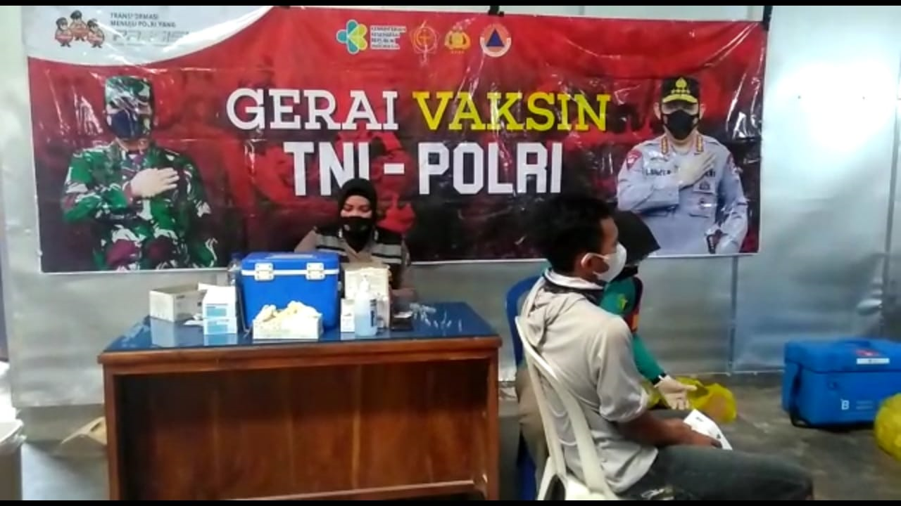 Percepat Vaksinasi Covid-19, Polres Tulungagung Gelar Vaksinasi di Pabrik Mie Sohun