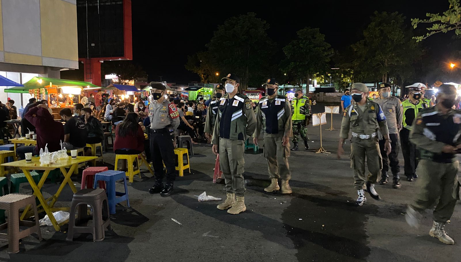 Tim Gabungan Polres Tulungagung dan Satgas Covid 19 Menggelar Patroli Skala Besar Dalam Rangka Pendi