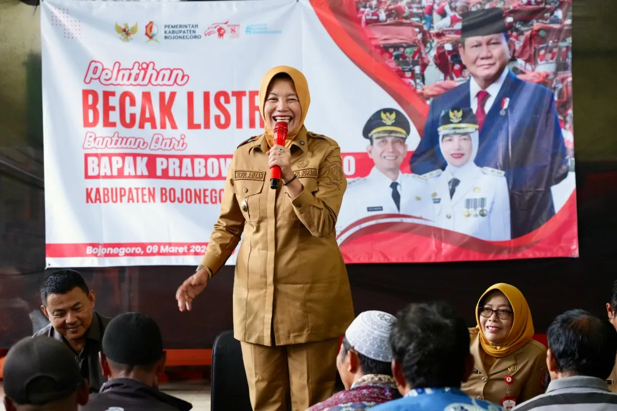200 Pengayuh Becak Listrik Bantuan Presiden Prabowo ikuti Pelatihan di Bojonegoro 