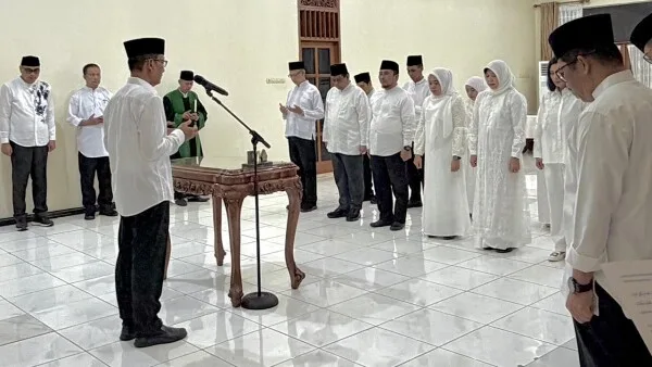 Bupati Setyo Wahono Lantik 10 Pejabat Baru Pemkab Bojonegoro