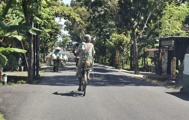 Warga Bojonegoro Menjerit, Harga LPG 3 Kg Tembus Rp35 Ribu dan Langka Jelang Lebaran 2026