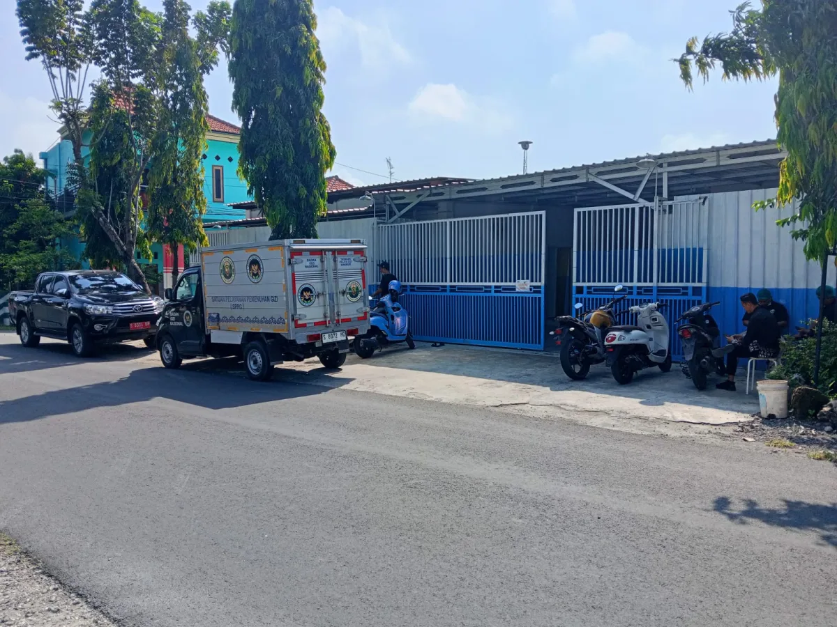 Belasan Orang di Bojonegoro Alami Mual Muntah Usai Santap MBG, Ibu Hamil - Anak SD Jadi Korban