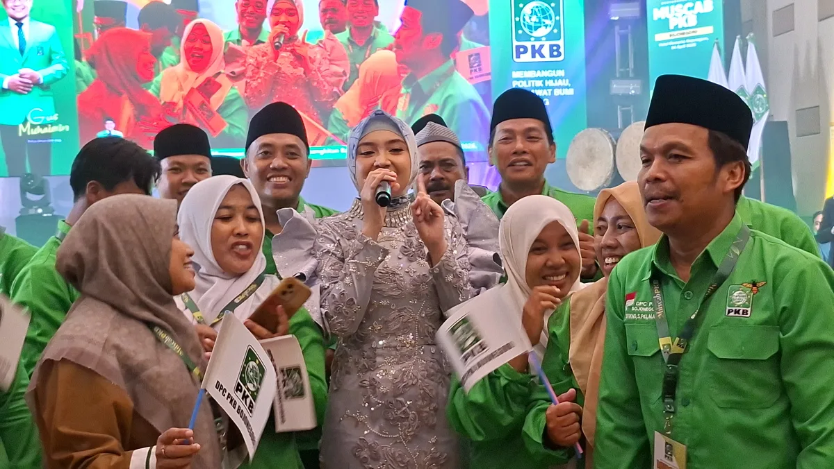 Jihan Audy Goyang Muscab PKB Bojonegoro