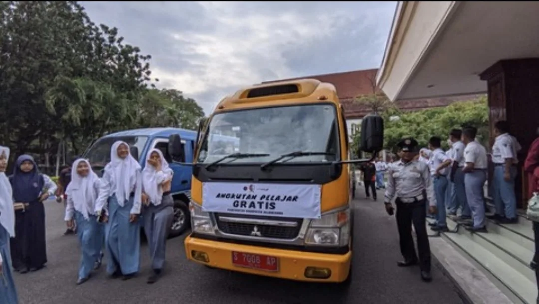 Angkutan Pelajar Gratis Bojonegoro Ditargetkan Mengaspal Saat Hardiknas 2026