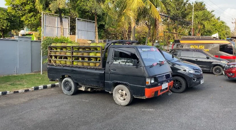 Polres Tuban Amankan Mobil Muat 216 Tabung Elpiji 3 Kg asal Lamongan
