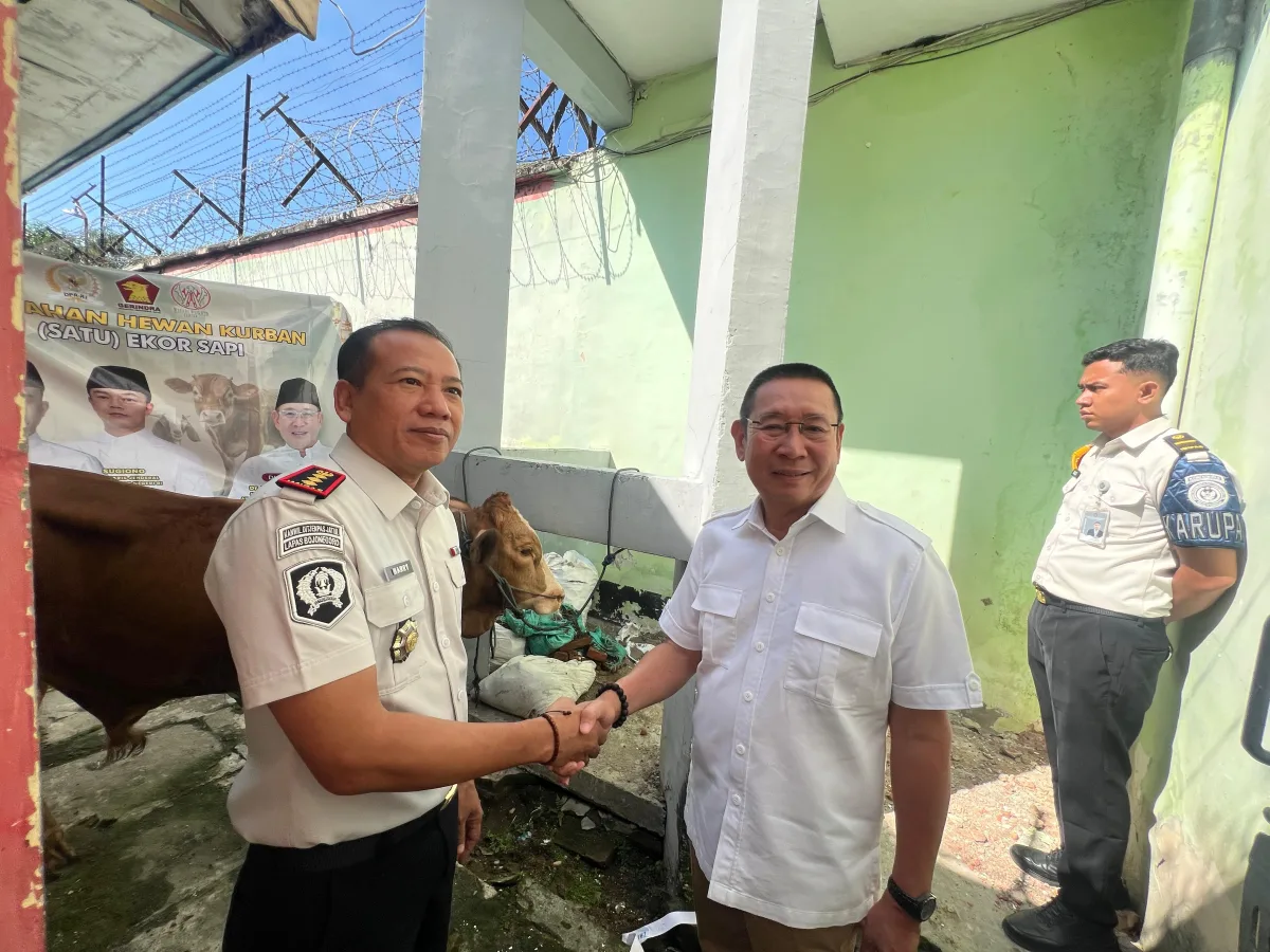 Lapas Bojonegoro Terima Bantuan Sapi Kurban dari Wakil Ketua Banggar DPR RI