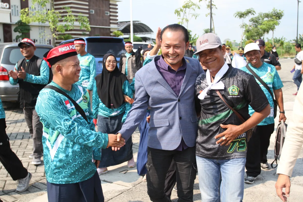Dukung Perjuangan FGSNI ke Jakarta, Ketua DPRD Bojonegoro: Semoga Kesejahteraan Guru Madrasah Meningkat!