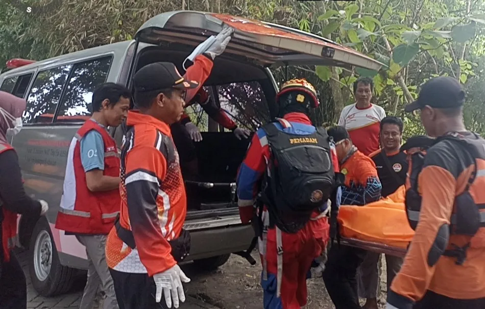 Jasad Pencari Ikan yang Tenggelam di Bengawan Solo Bojonegoro Ditemukan Meninggal