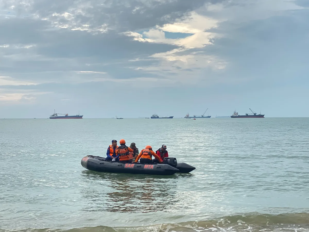 Misteri Hilangnya ABK KMP Gunung Baru di Laut Lamongan, Tim SAR Sisir Perairan Tuban
