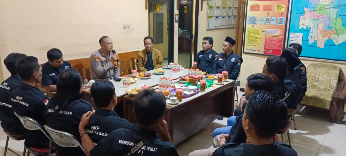 Kapolsek AKP Luluk Sulistiono Ajak Bojonegoro Kampung Pesilat Jaga Balen