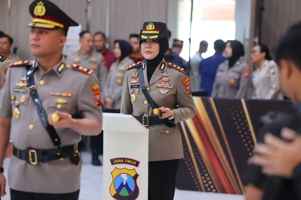 AKBP Yenni Diarty Resmi Jabat Kapolres, Jadi Polwan Pertama Pimpin Polres Bojonegoro