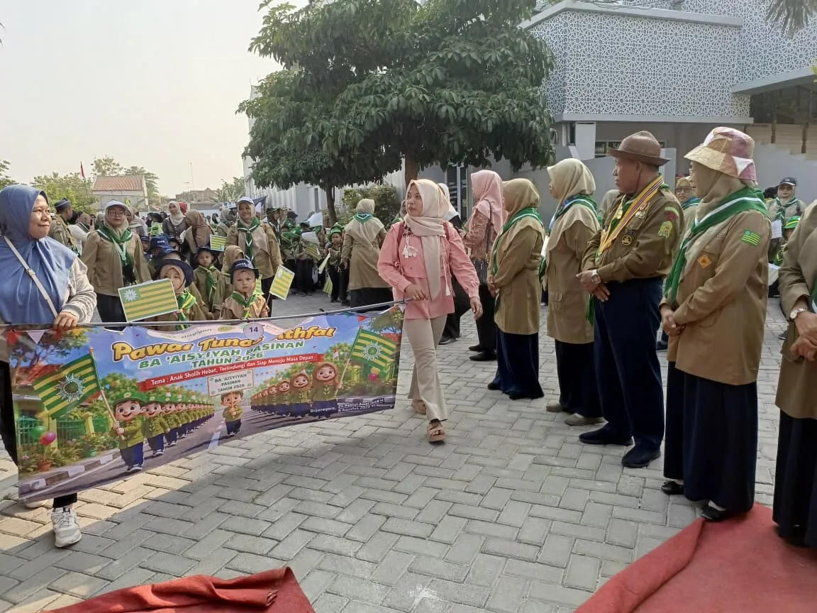 Pawai Tunas Athfal IGABA Bojonegoro Meriah, Bunda PAUD Cantika Wahono Tekankan Pentingnya Pendidikan Penuh Kasih Sayang