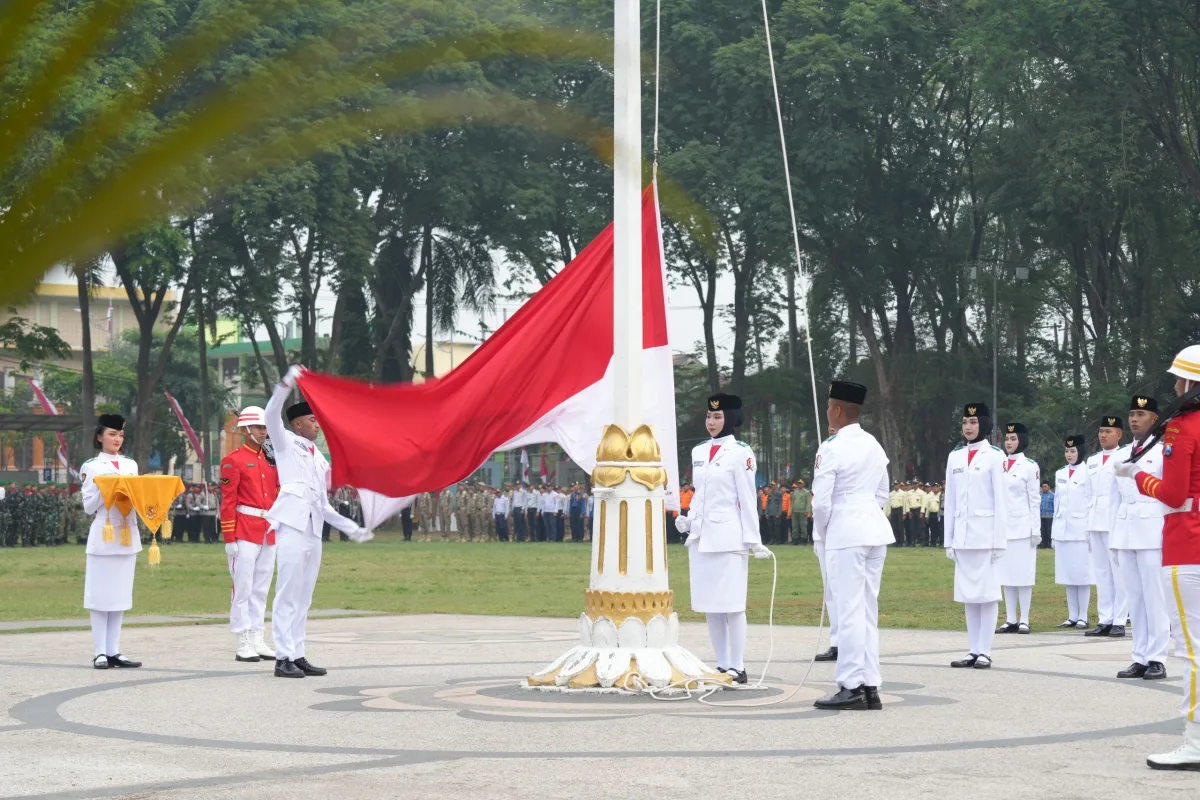 Sinergi Bupati dan Wakil Bupati Bojonegoro Pimpin Rangkaian Peringatan HUT ke-81 RI