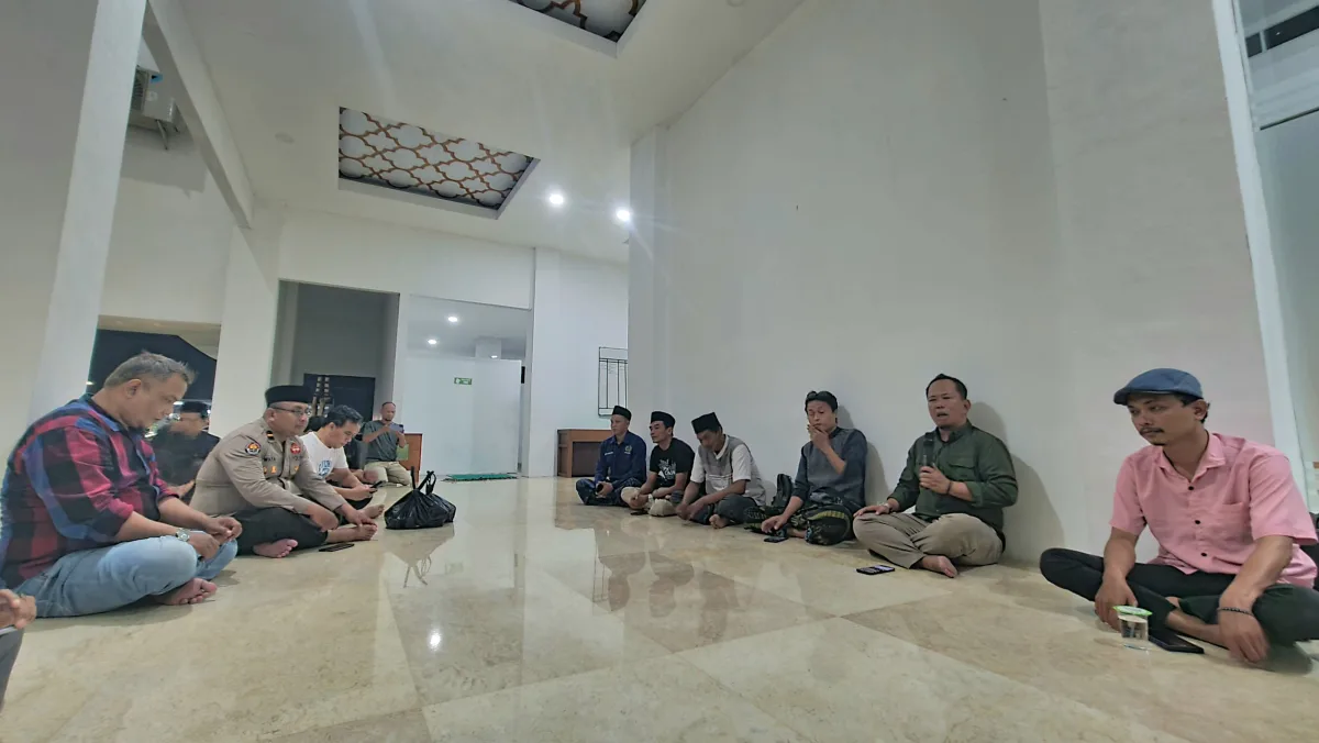 Doa dari Bojonegoro untuk Keselamatan 5 Jurnalis yang Hilang di Selat Sunda