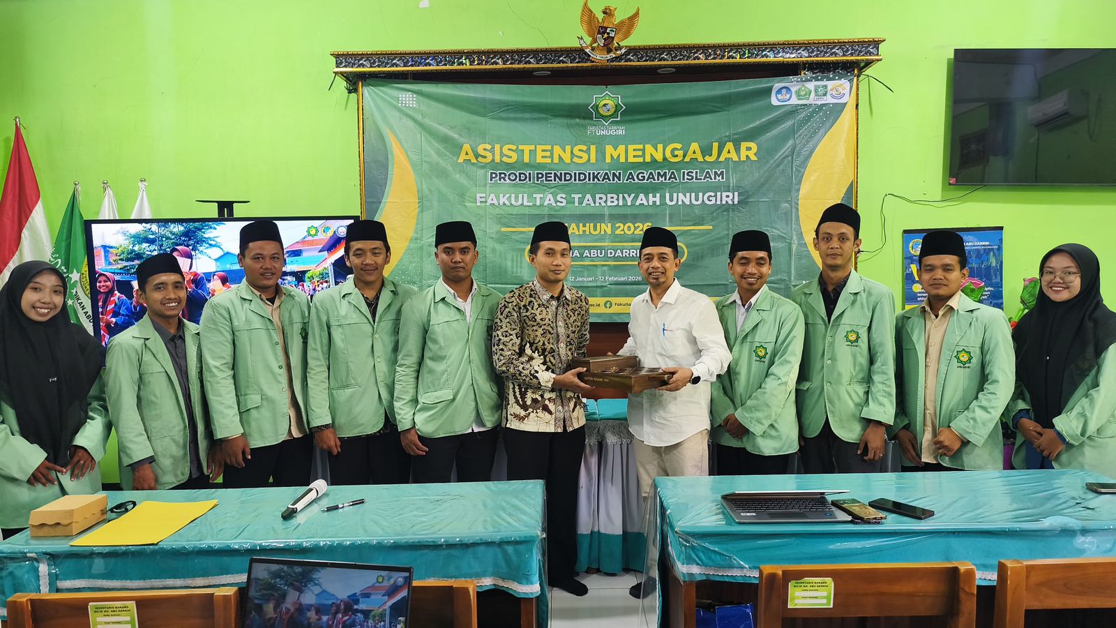 Mahasiswa Asistensi Mengajar UNUGIRI Resmi Purnatugas di MA Abu Darrin