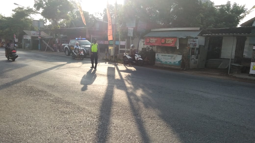 Personil Polsek Karangrejo Tulungagung Pos Pagi Untuk Memberikan Pelayanan Kepada Masyarakat