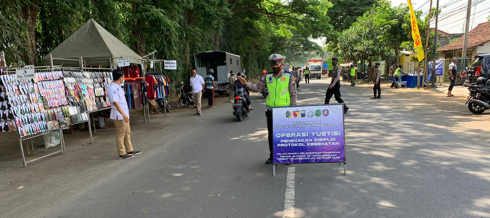 Tekan Penyebaran Covid-19, Satgas Covid-19 Tulungagung Gelar Ops Yustisi di depan Balai Desa Panggun