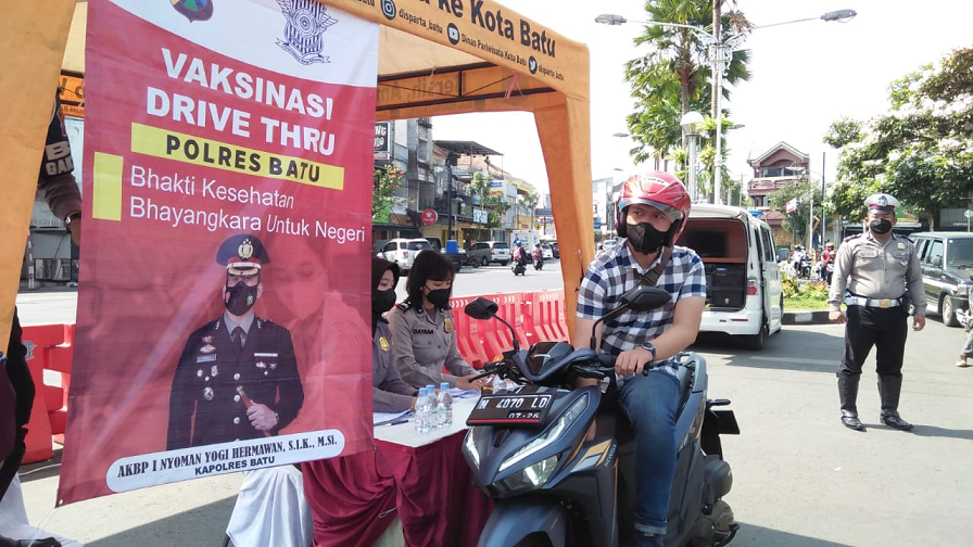 Kota Apel Batu Laksanakan Vaksinasi Drive Thru, Sasar Pengemudi Dan Wisatawan