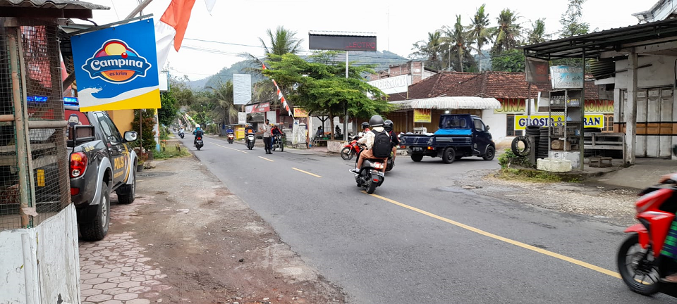 Berikan Pelayanan Kepada Masyarakat, Anggota Polsek Bandung Tulungagung Menggelar Pos Pagi
