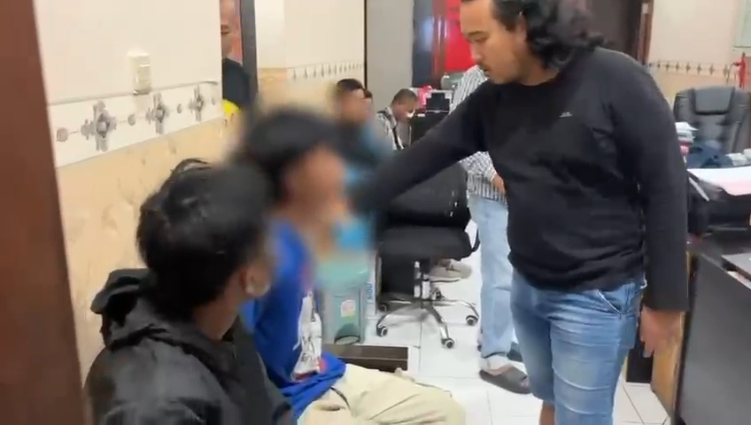 Pelaku diintrogasi tim penyidik 