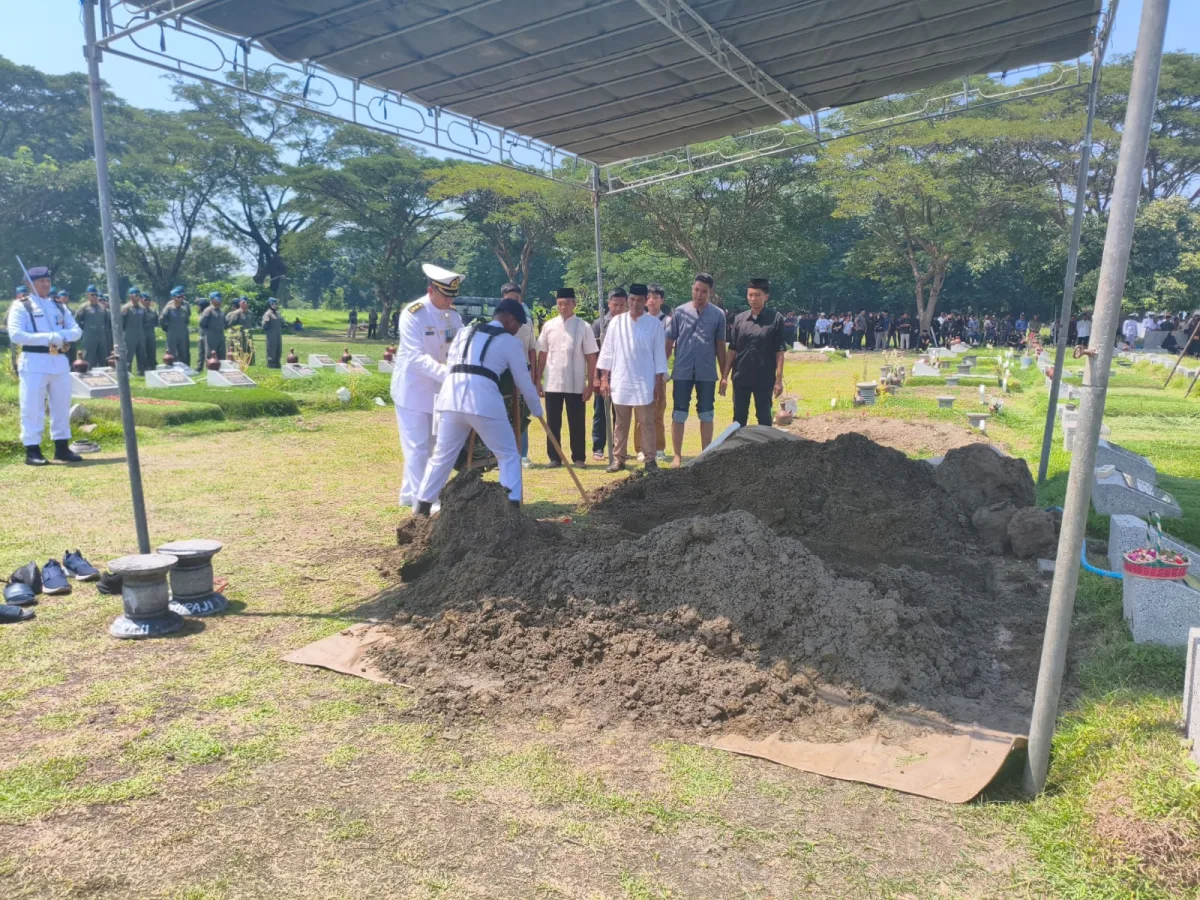 Lokasi Pemakaman Mayor Laut (Purn) Marindra Wibowo. Foto : suarasatu.com