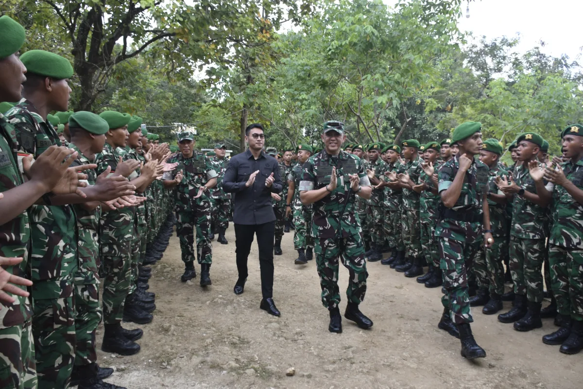 Pangdam V Brawijaya - Bupati Tuban Lindra di Batalyon Sunan Bonang.(8/4/2026). Foto Istimewa