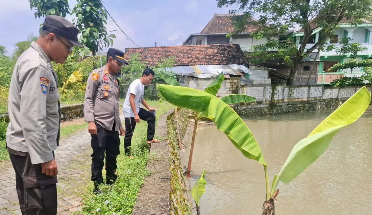 Petugas Polsek Gayam dilokasi Kejadian. Sabtu (11/4/2026)