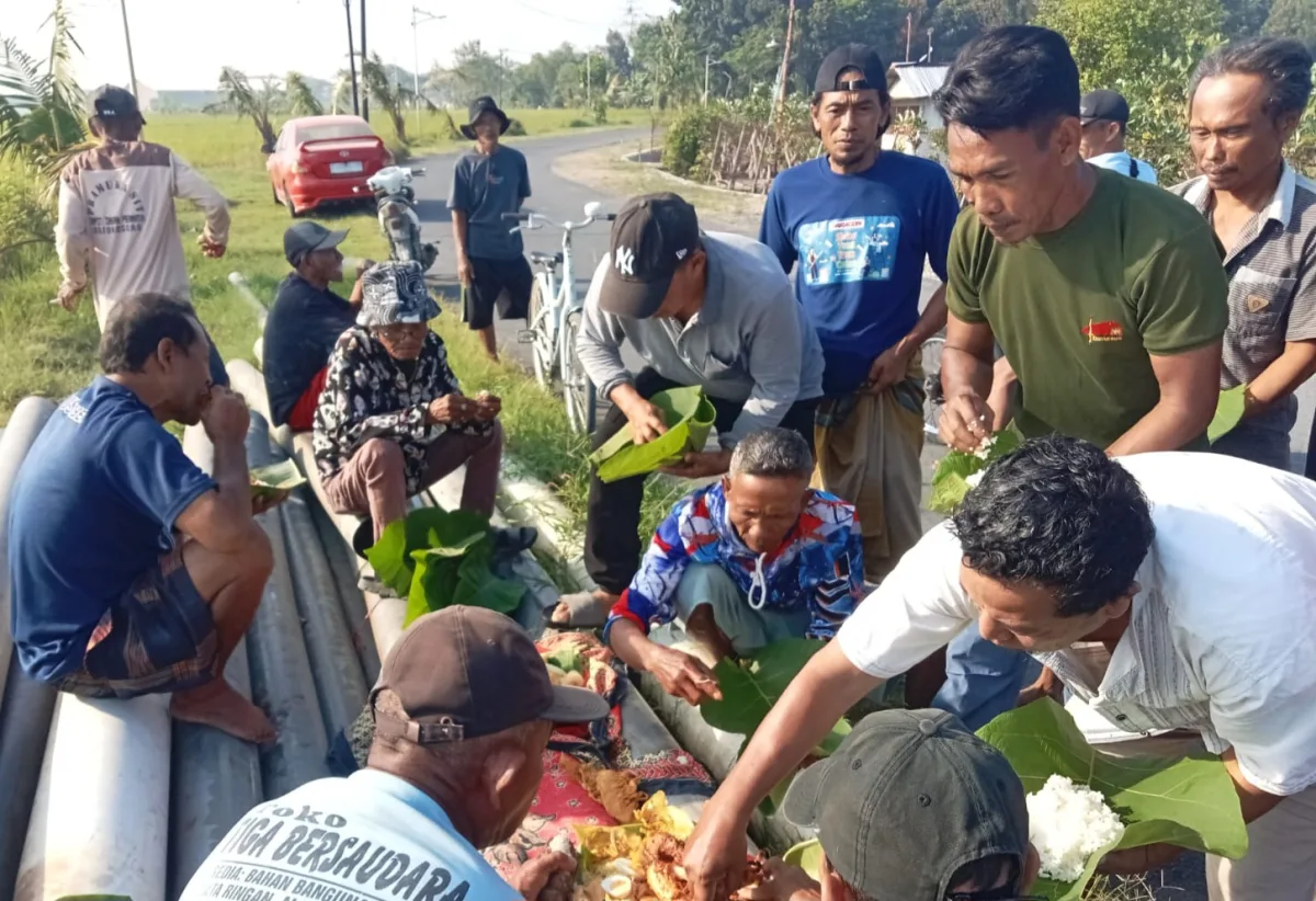 Sambut Panen, Petani di Kedungbondo Bojonegoro Gelar Tradisi Wiwitan