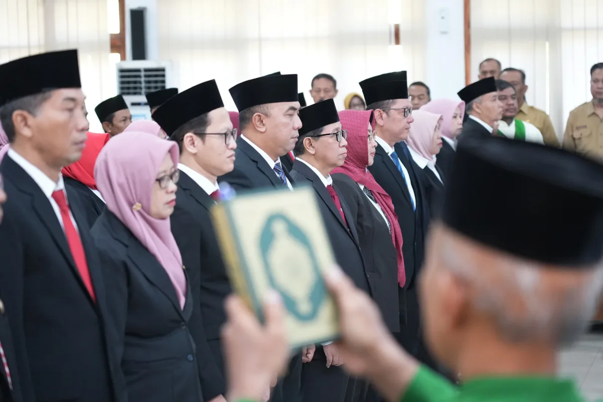 Para Kepala OPD Pemkab Bojonegoro yang dilantik Bupati Setyo Wahono. Selasa (7/7/2026) Foto : suarasatu.com