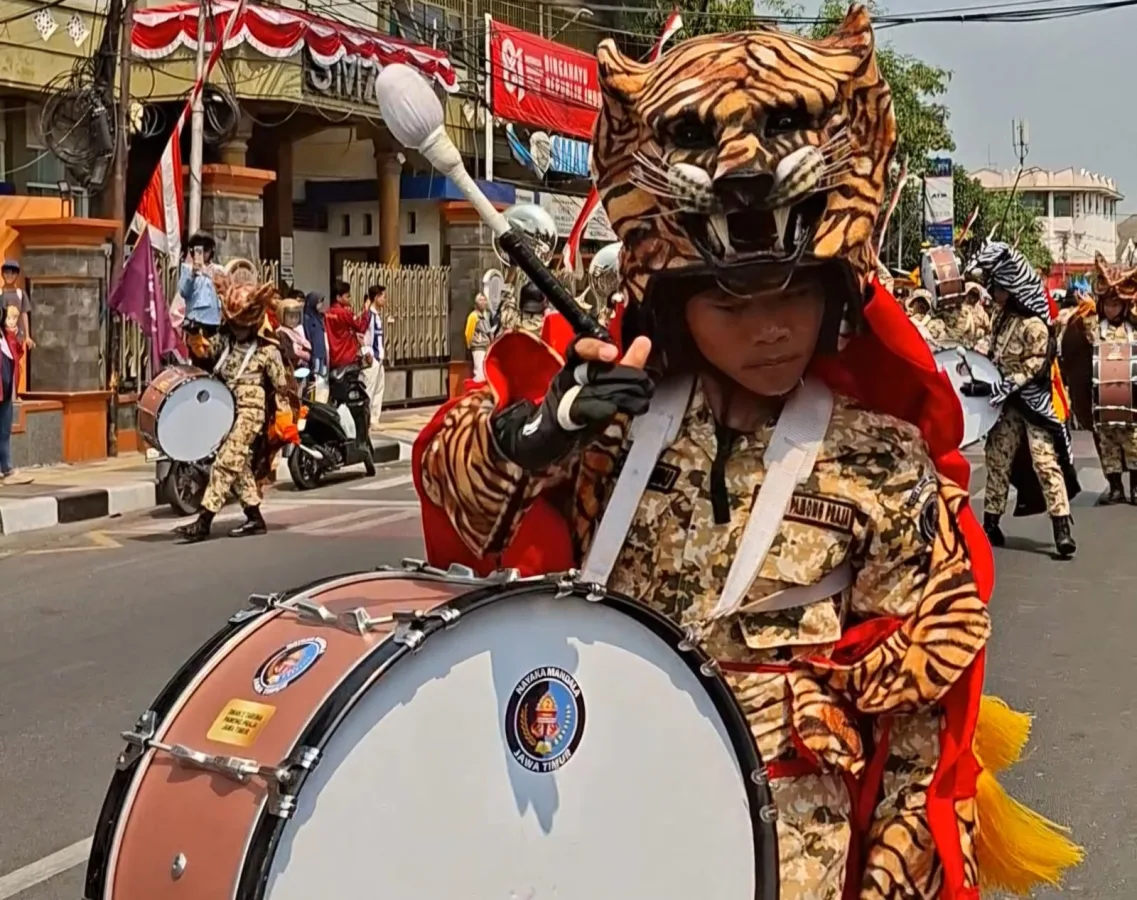 Atraksi Drum Band Gemantara Darma Praja