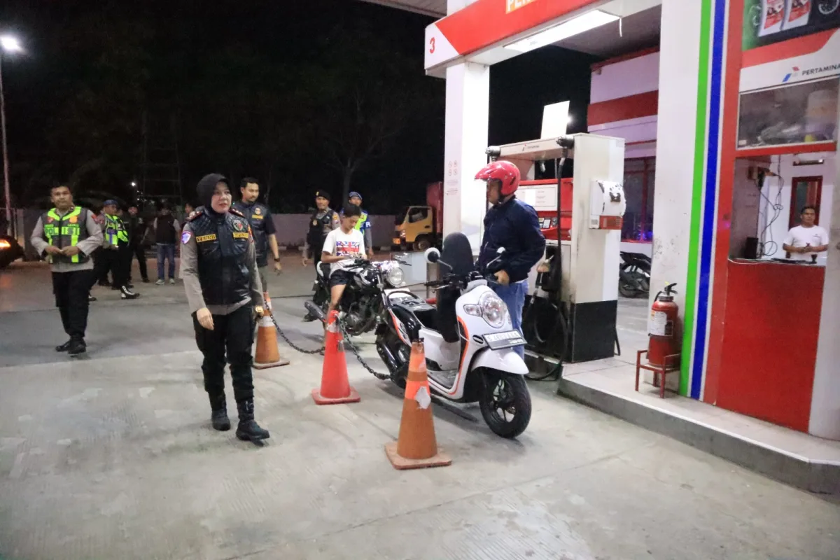 Pastikan Stok Aman, Polres Bojonegoro Cek SPBU dan Gelar Patroli Jogo Omah
