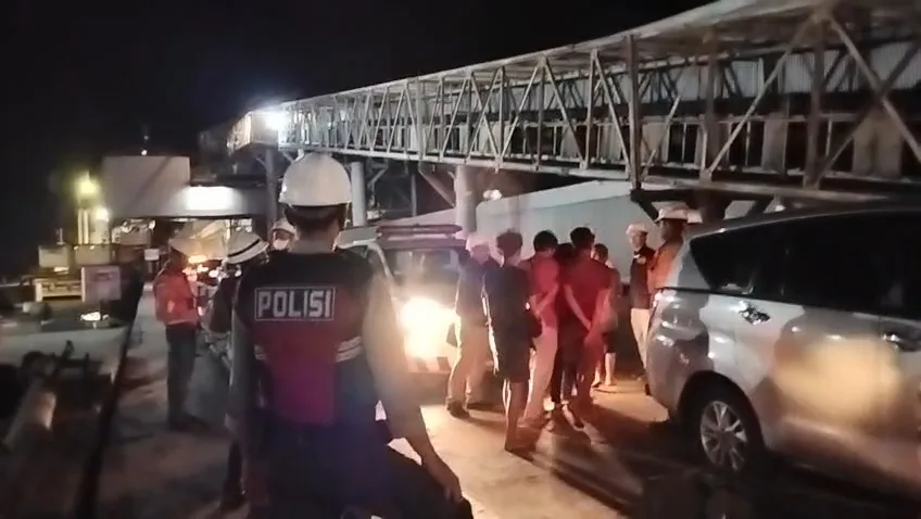 Daftar 17 Nama ABK yang Lolos dari Maut di Perairan Tuban, 1 Perwira Masih Dicari
