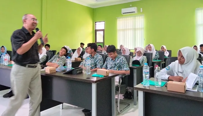 Giliran MAN 1 Tuban jadi Lokasi Bedah Jurnalistik RPS 